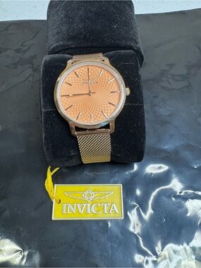 Invicta Unisex Rose Gold Dial Mesh Bracelet Watch